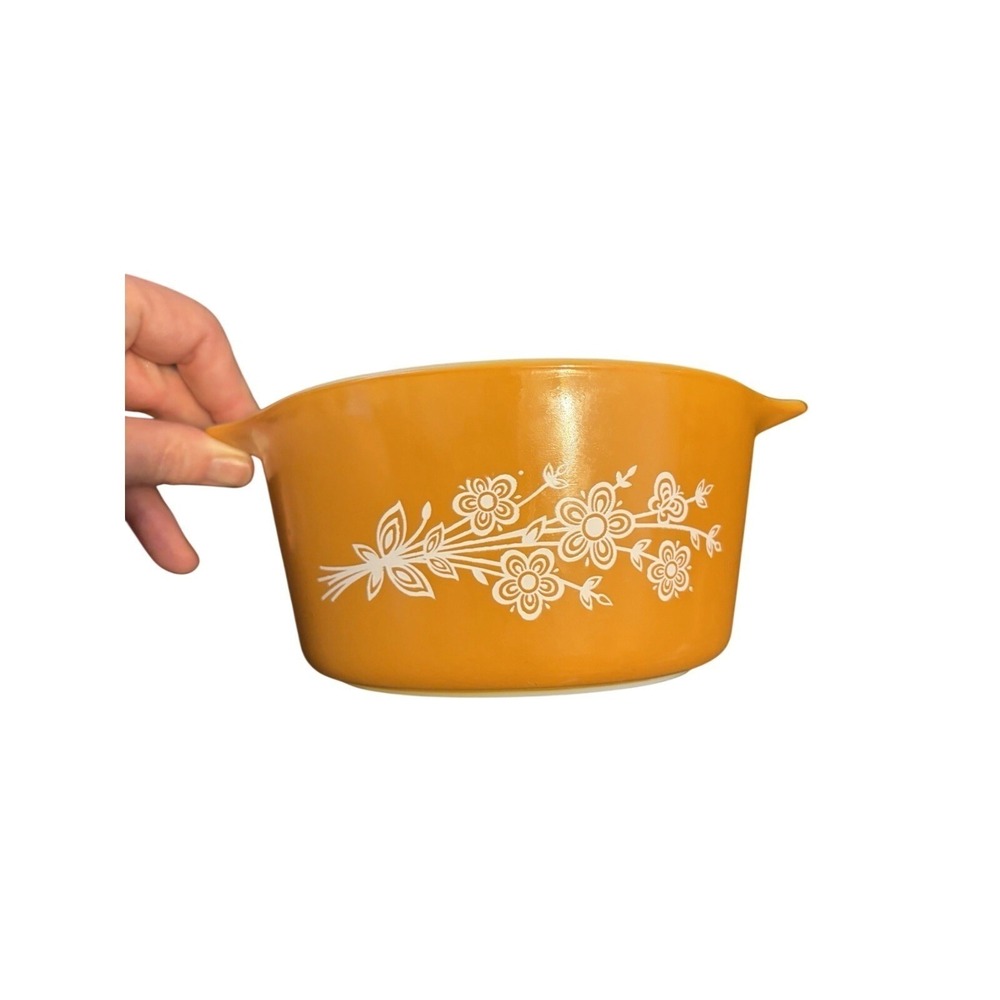 Pyrex Butterfly Gold Casserole Mixing Bowl 1 Qt 473-B Harvest Gold Floral Retro